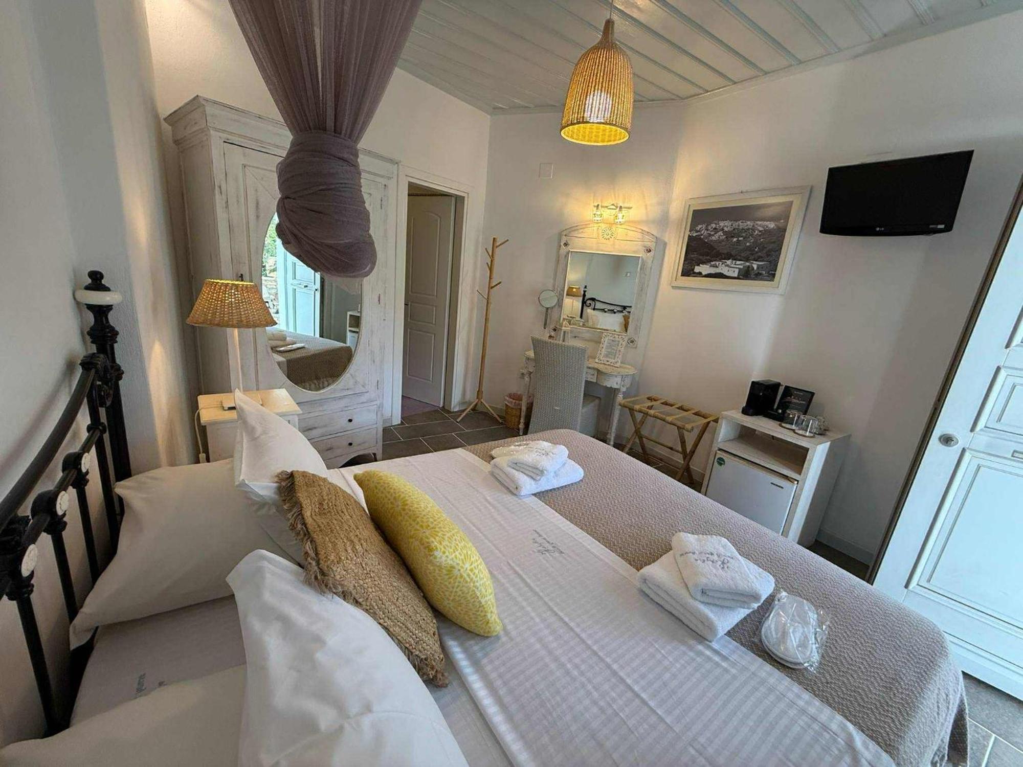 Kohylia Beach Guest House Platis Gialos  エクステリア 写真